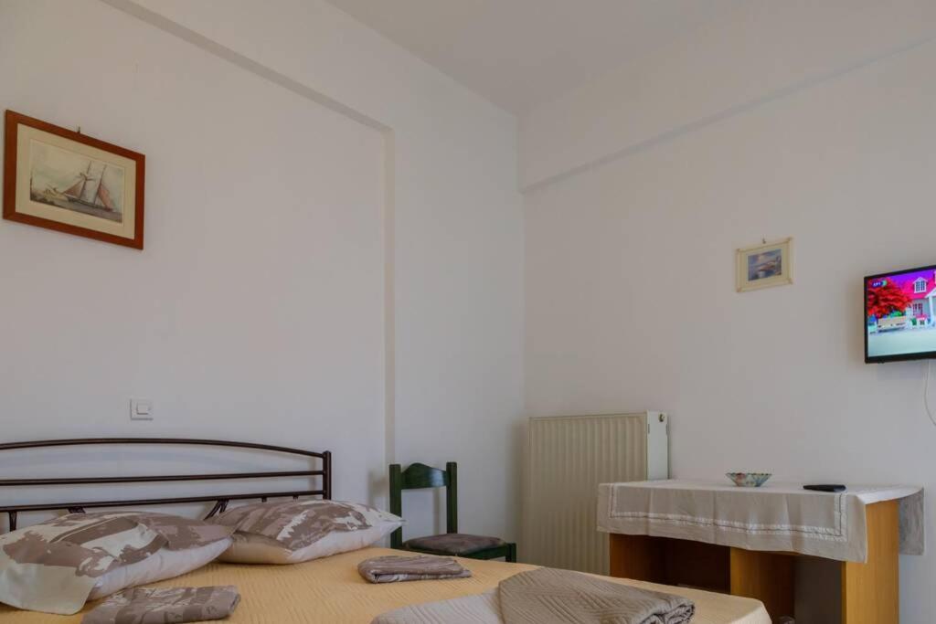 Ρήγας: Όμορφα Στο Μεσολόγγι, Διαμέρισμα Β2 ภายนอก รูปภาพ